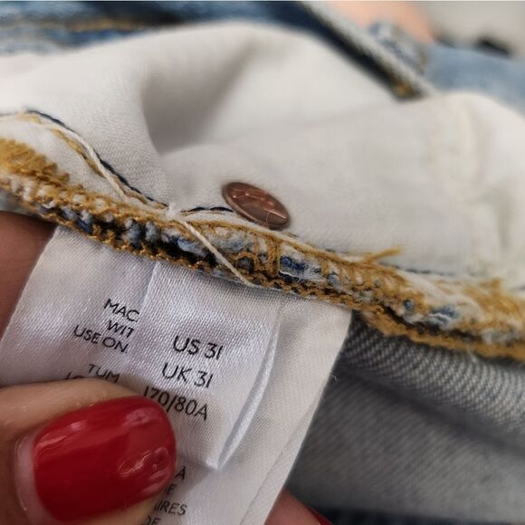 We the Free Distressed Jeans - Picture 7 of 9